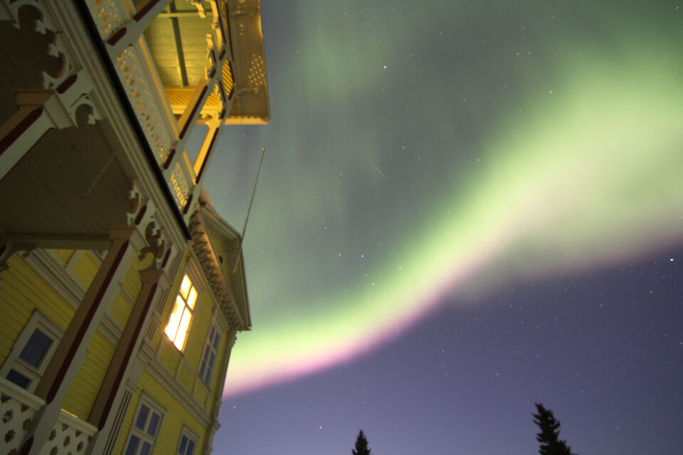 Norrsken på himlen ovanför Filipsborg.